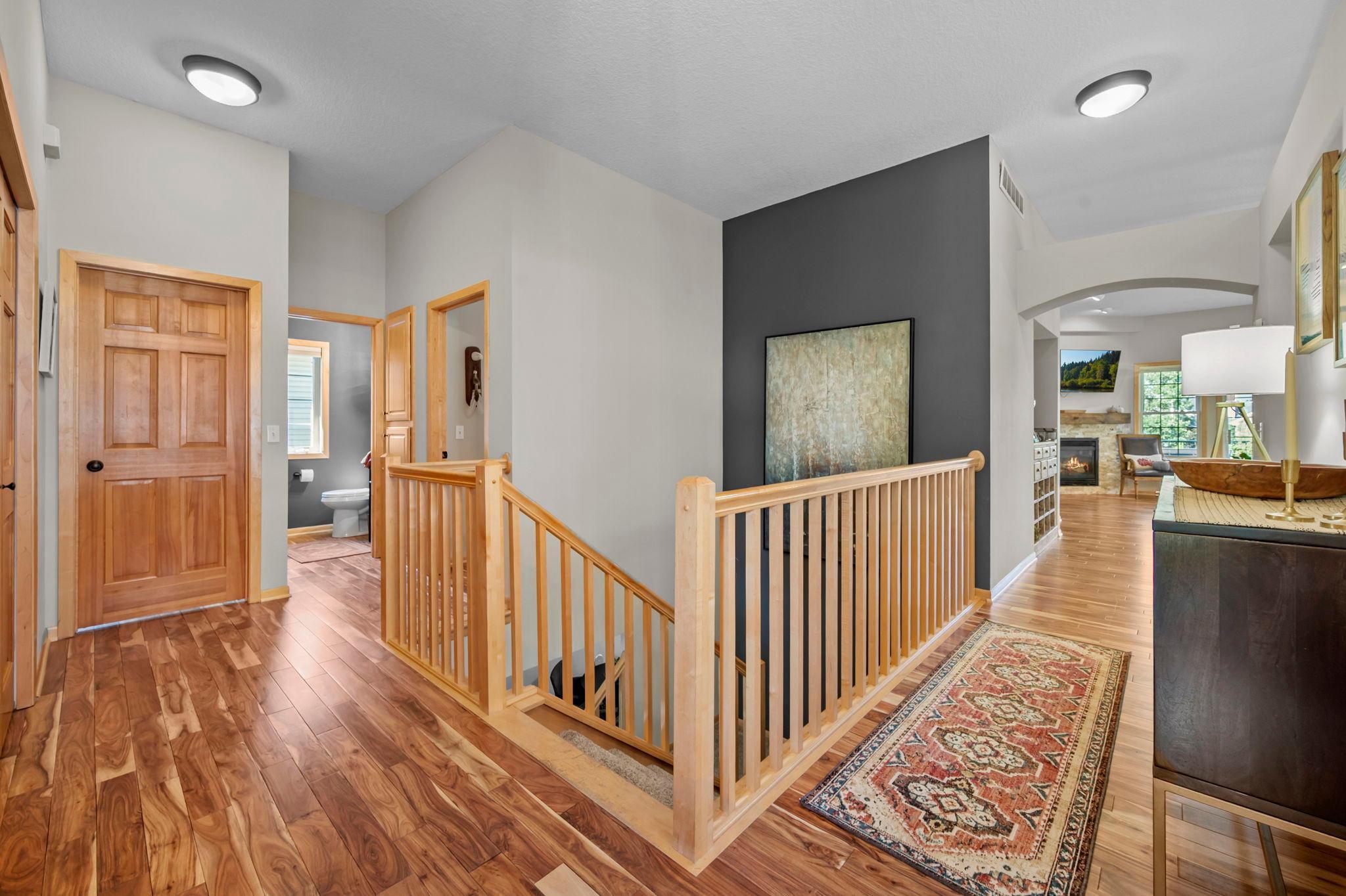 17-web-or-mls-1404 Beachcomber Blvd-89.jpg