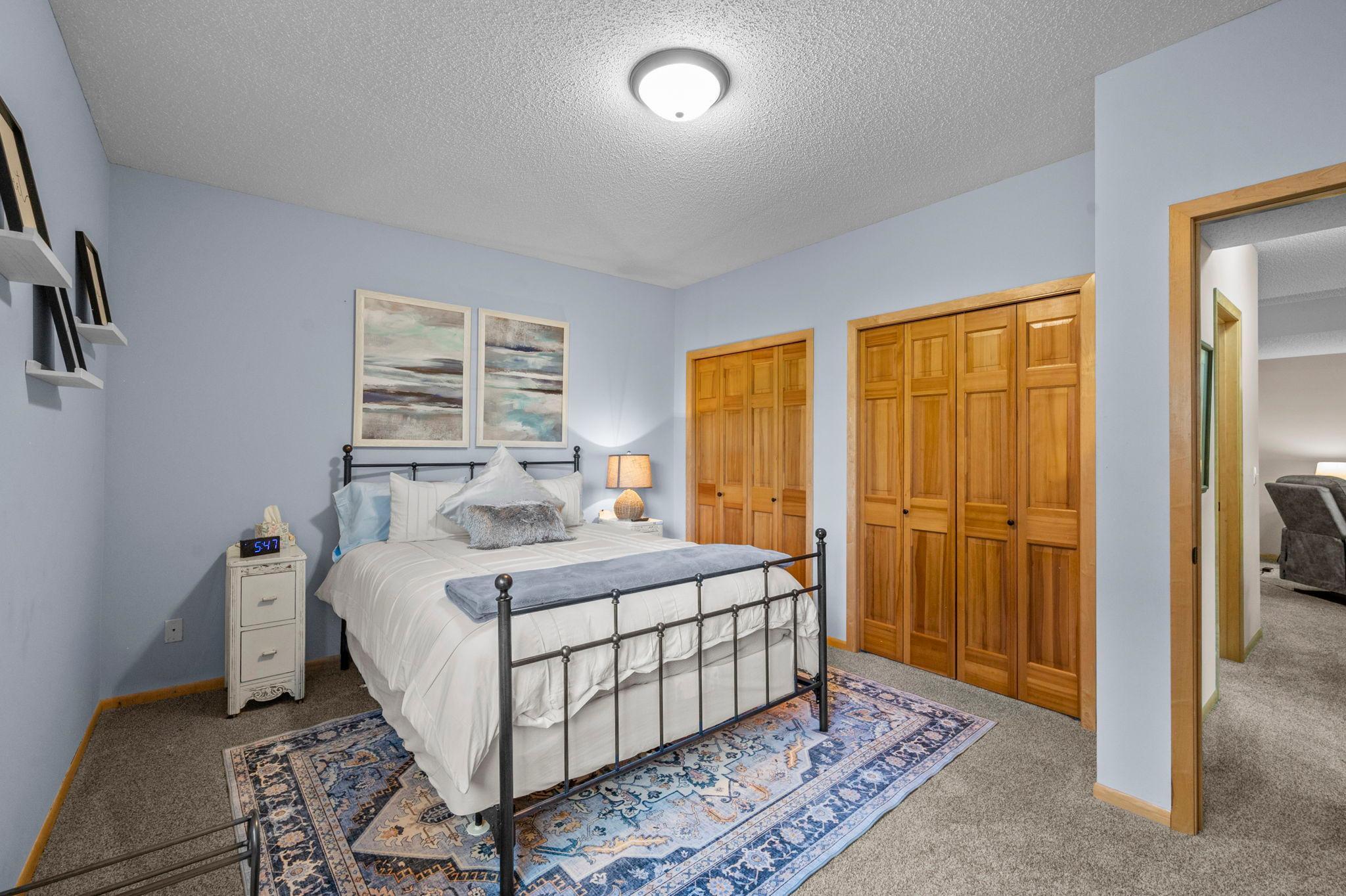 64-web-or-mls-1404 Beachcomber Blvd-416.jpg