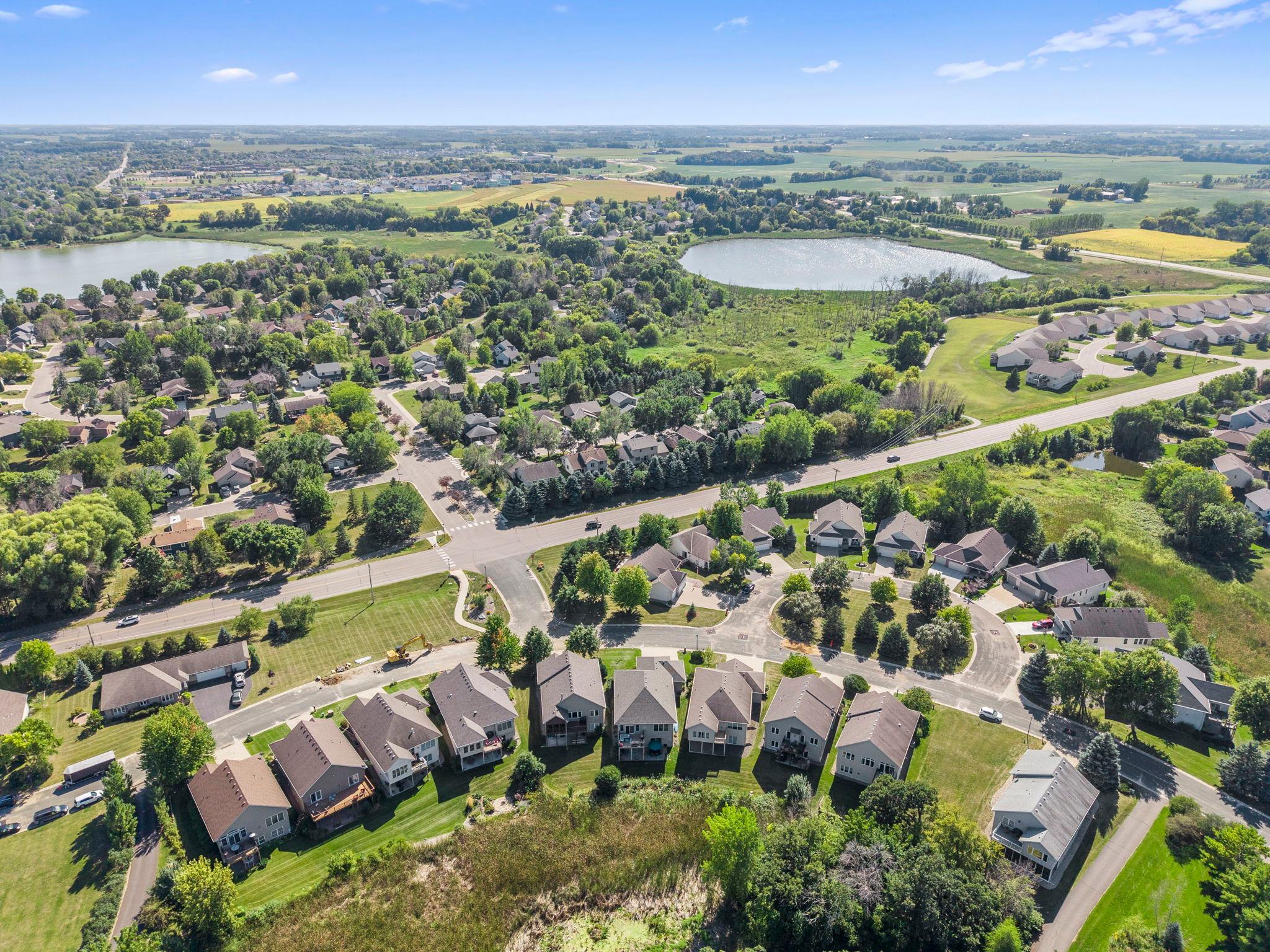 111-web-or-mls-1404 Beachcomber Blvd-476.jpg