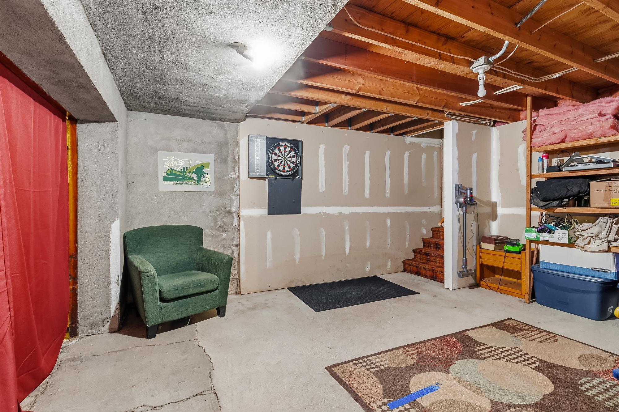Basement access to attached garage
