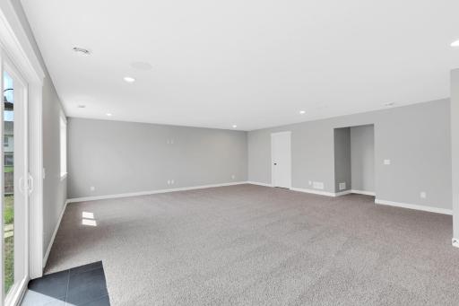 1280 136th Circle E, Rosemount, MN 55068