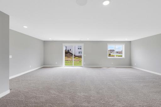 1280 136th Circle E, Rosemount, MN 55068