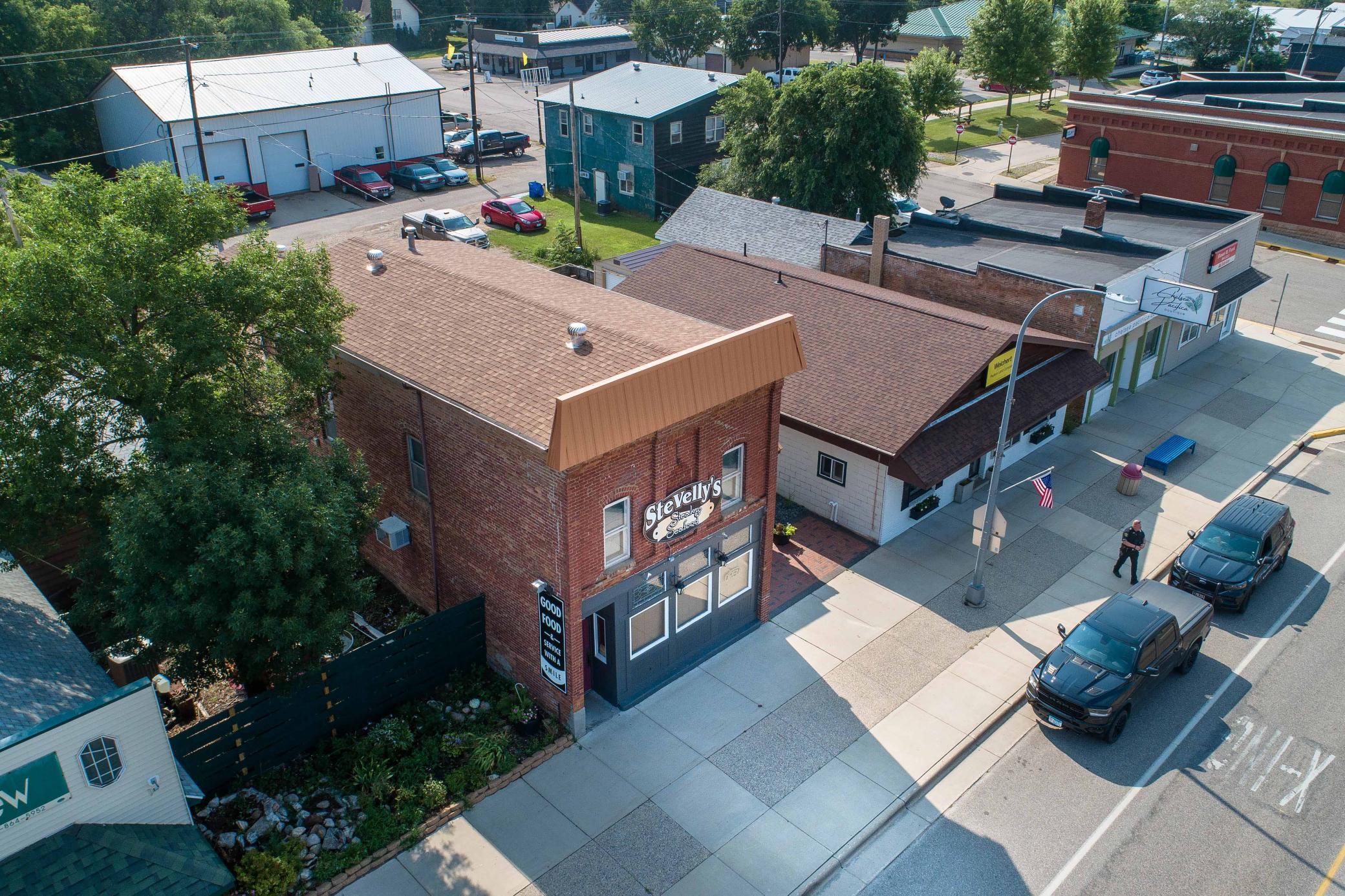 110 Lake Ave N-162.jpg