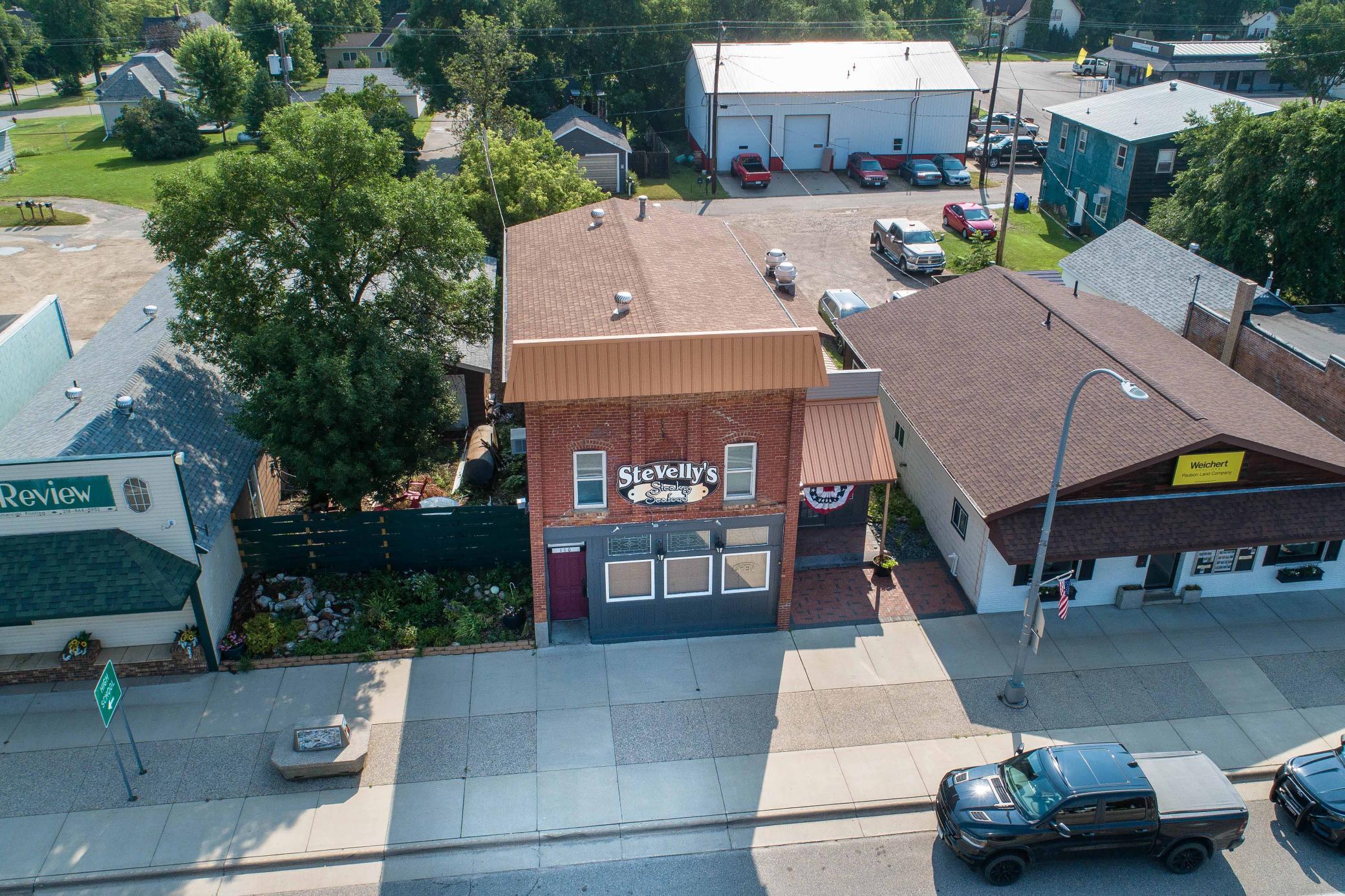 110 Lake Ave N-161.jpg