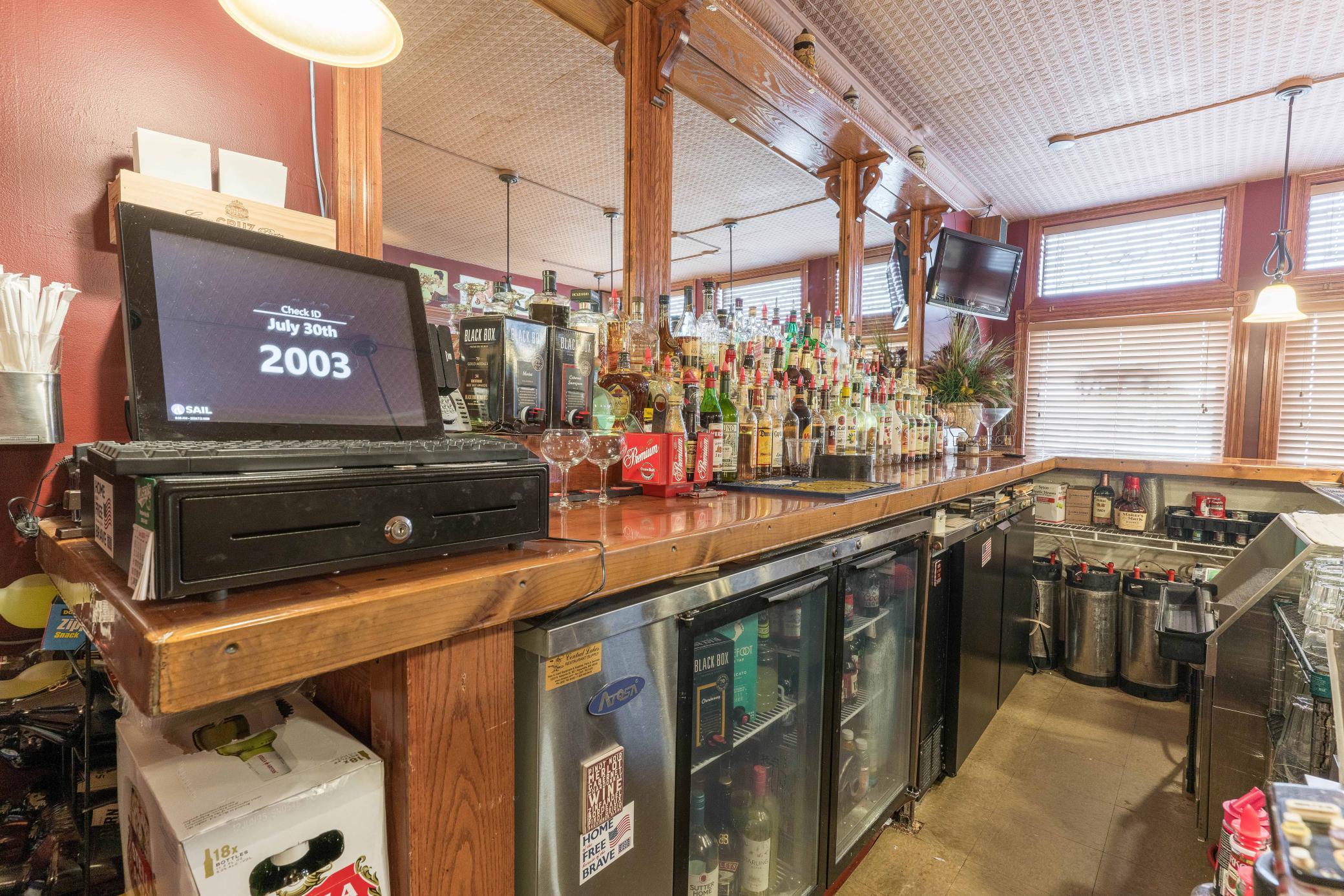 Back Bar