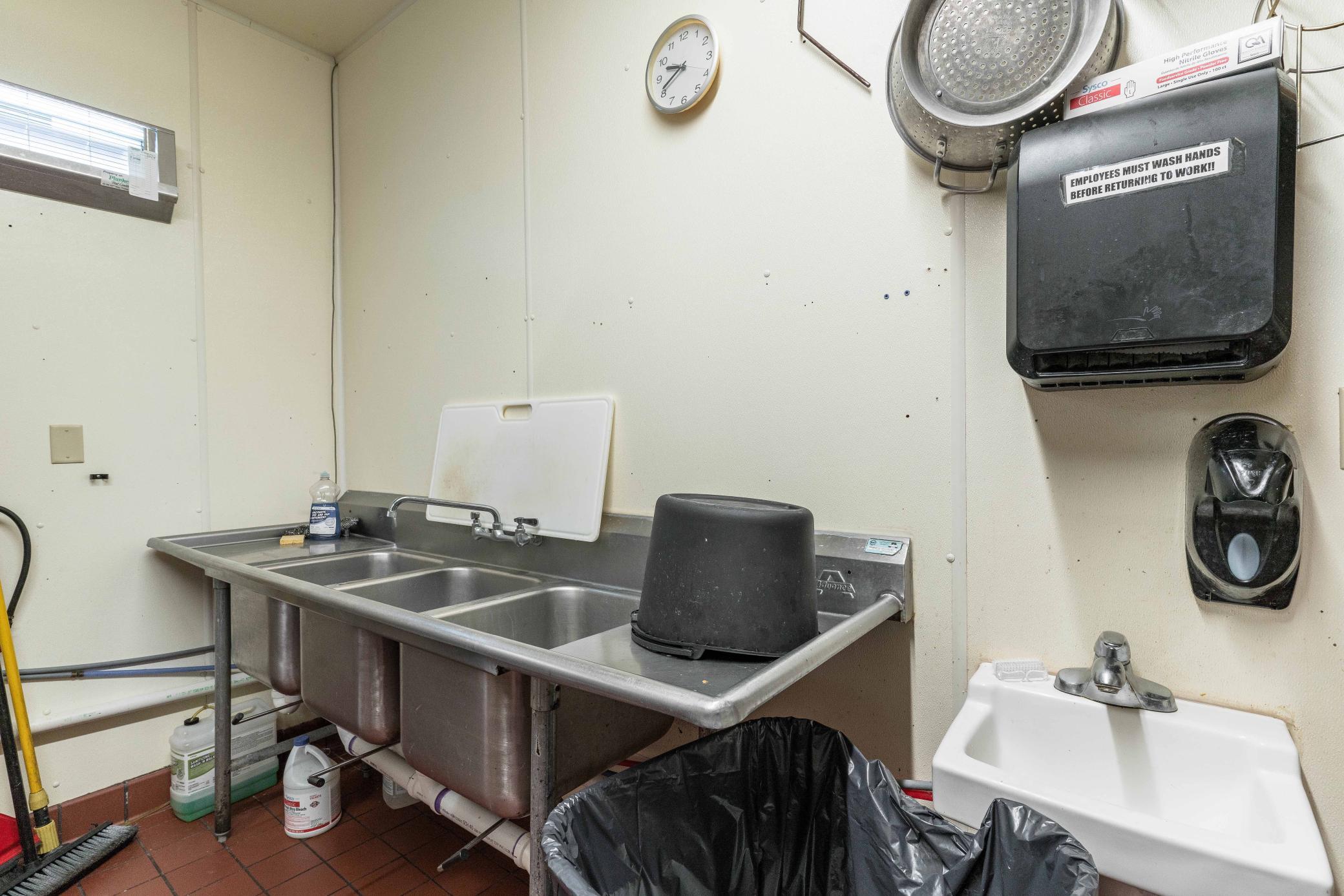 Pot and Pan Wash Area
