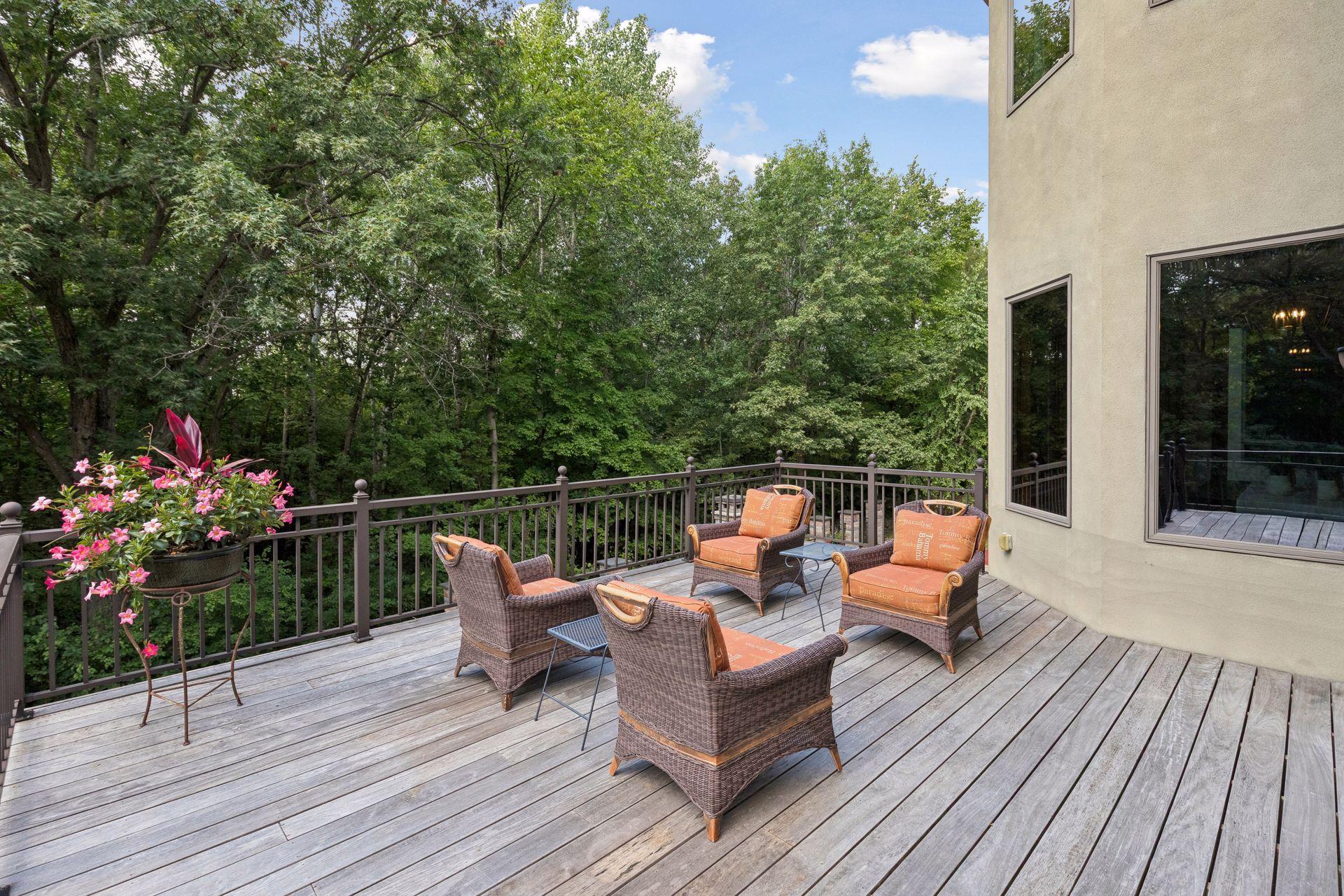 Ipe deck with stairs overlooks the 48 acre bluffs