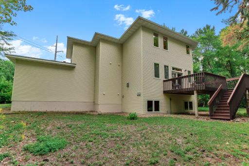 65-web-or-mls-10329-Noble-Ave-N-65.jpg