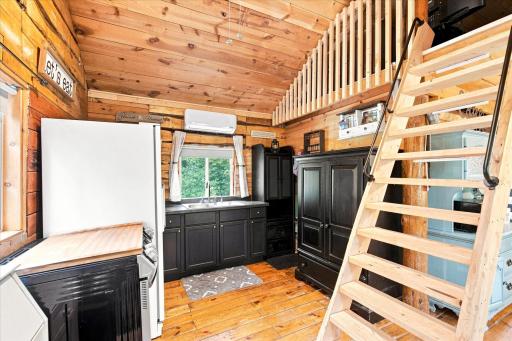 21-Oakwood Ln INT-12.jpg
