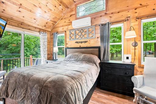 29-Oakwood Ln INT-20.jpg