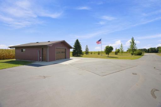 Detached Garage