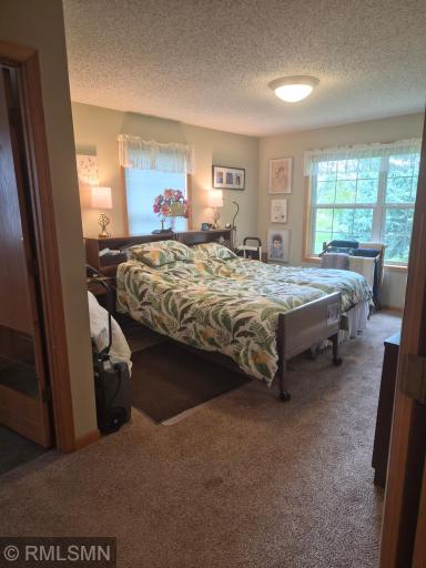 920 Fairfield Place NW, Isanti, MN 55040