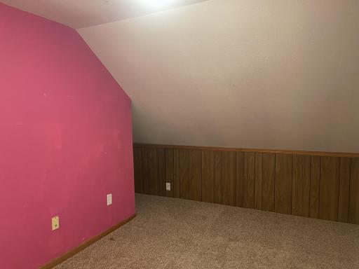 108 S Harold Street, Ivanhoe, MN 56142