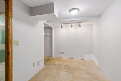 Seller Will Install Carpet