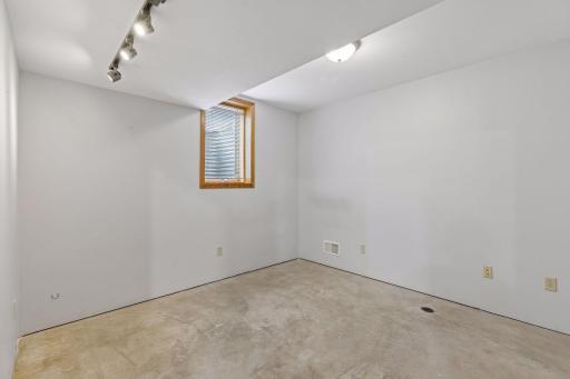 Seller Will Install Carpet