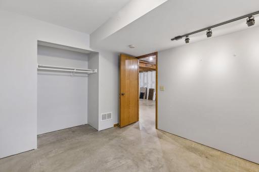 Seller Will Install Carpet