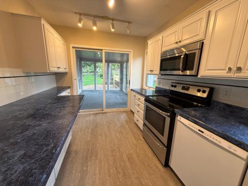 2762 Mcnair Drive N, Robbinsdale, MN 55422