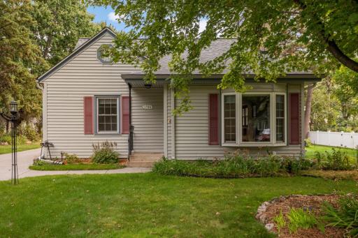 1784 Dunlap Street N, Roseville, MN 55113