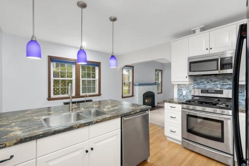 Having the sink in the peninsula makes it easy to take part in the conversation, even when you're cleaning up.