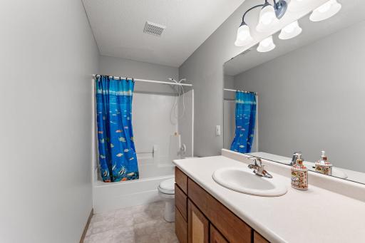 25990 Rum River Drive NW, Isanti, MN 55040