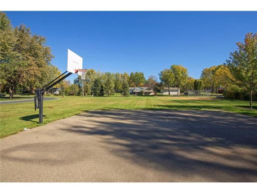 7614 Southridge Lane, Savage, MN 55378