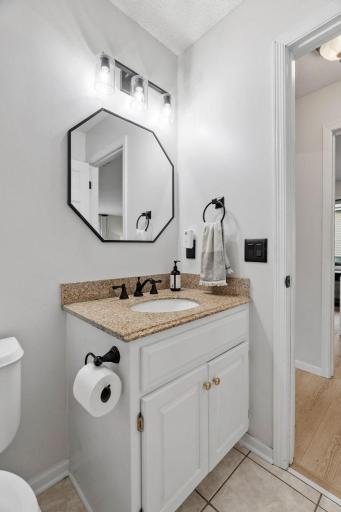 33-web-or-mls-13568 Flint Ln-32.jpg