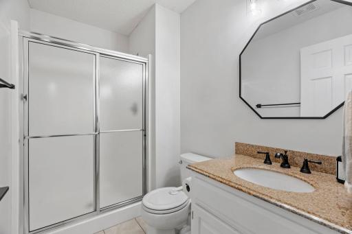32-web-or-mls-13568 Flint Ln-31.jpg