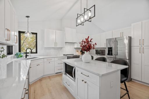 21-web-or-mls-13568 Flint Ln-20.jpg