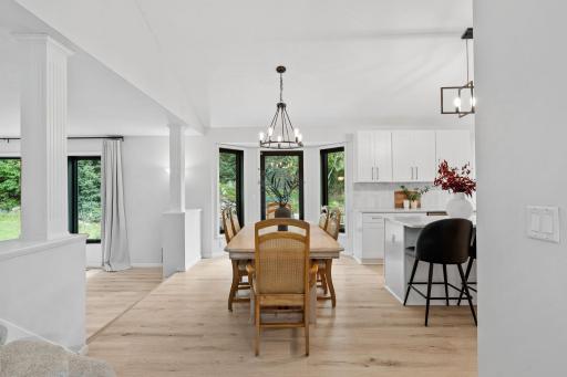 16-web-or-mls-13568 Flint Ln-15.jpg