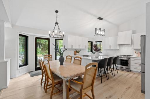 17-web-or-mls-13568 Flint Ln-16.jpg