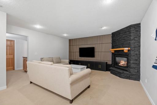 50-web-or-mls-13568 Flint Ln-49.jpg