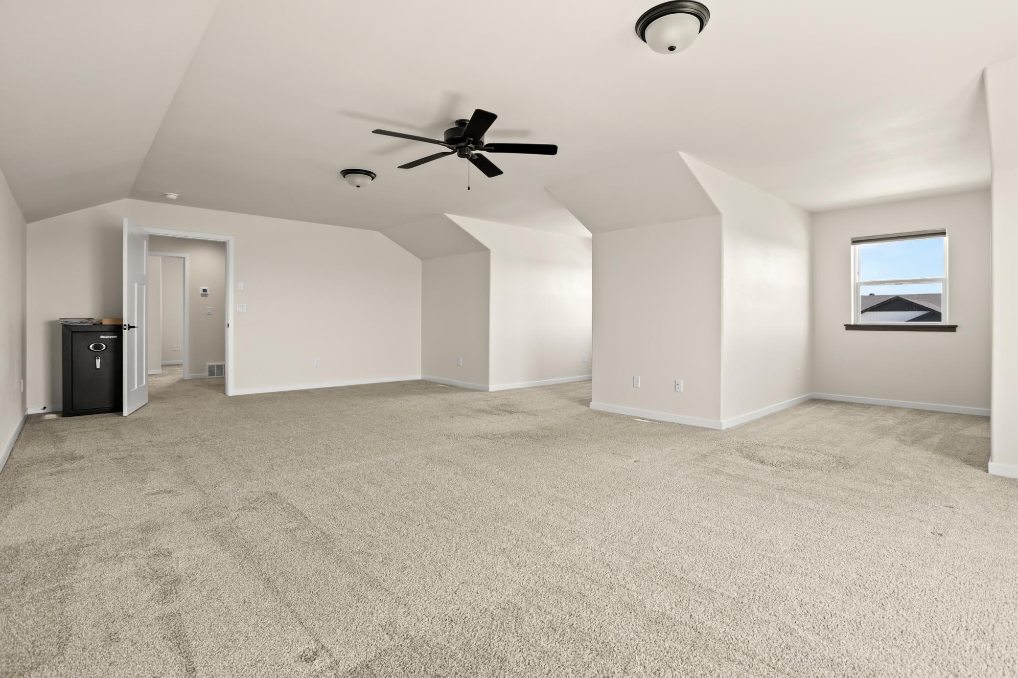 upstairs bonus room