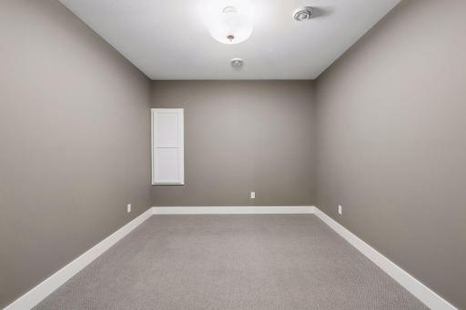 14271 Mckenna Road NW, Prior Lake, MN 55372