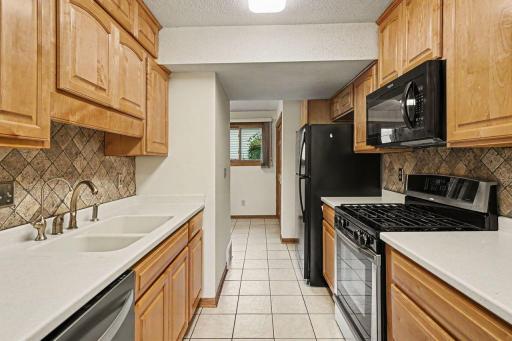 181 River Woods Lane, Burnsville, MN 55337