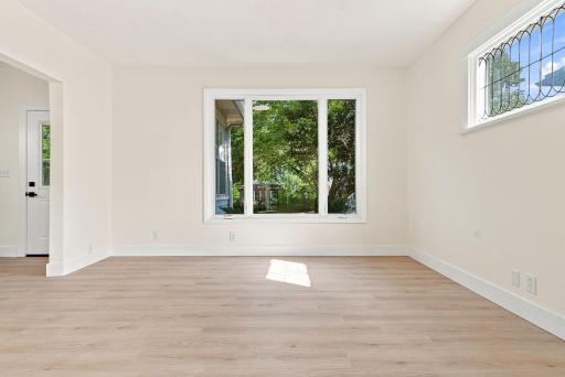 810 Van Buren Avenue, Saint Paul, MN 55104