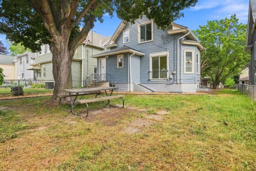 810 Van Buren Avenue, Saint Paul, MN 55104