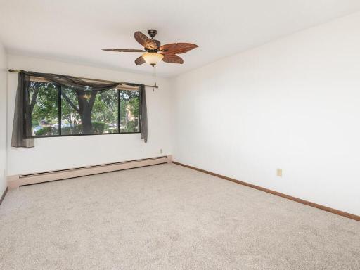 4101 Parklawn Ave Apt 130 Edina MN 55435 USA-020-013-Parklawn Ave Unit 130 Edina16-MLS_Size.jpg