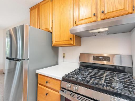 4101 Parklawn Ave Apt 130 Edina MN 55435 USA-016-010-Parklawn Ave Unit 130 Edina13-MLS_Size.jpg