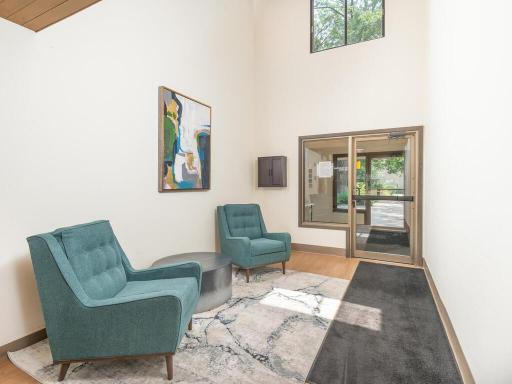 4101 Parklawn Ave Apt 130 Edina MN 55435 USA-024-017-Parklawn Ave Unit 130 Edina20-MLS_Size.jpg