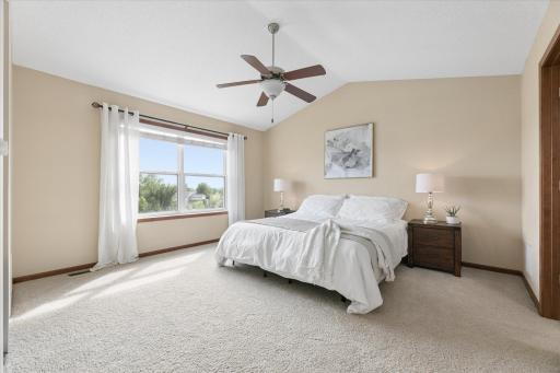 Master Bedroom - Upper level