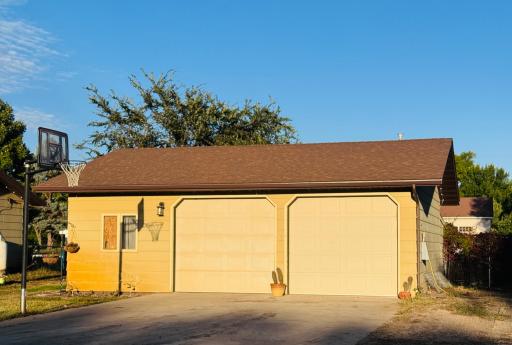 1301 Rose Street, Lisbon, ND 58054