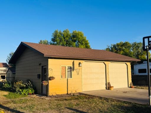 1301 Rose Street, Lisbon, ND 58054