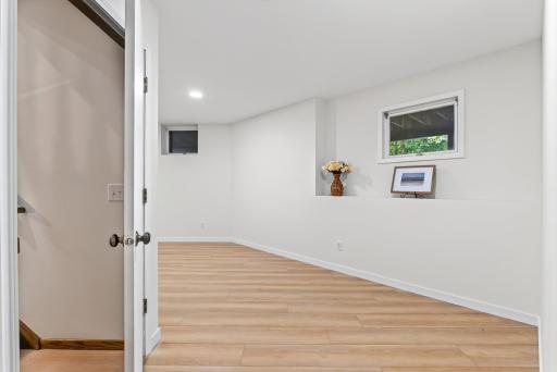 102_2420_Lachman47 (1)_mls.jpg