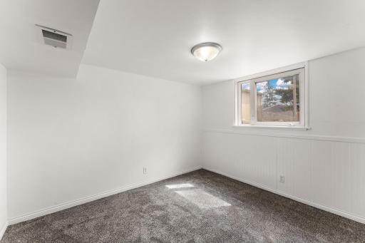 1866 38th Street NW, Rochester, MN 55901