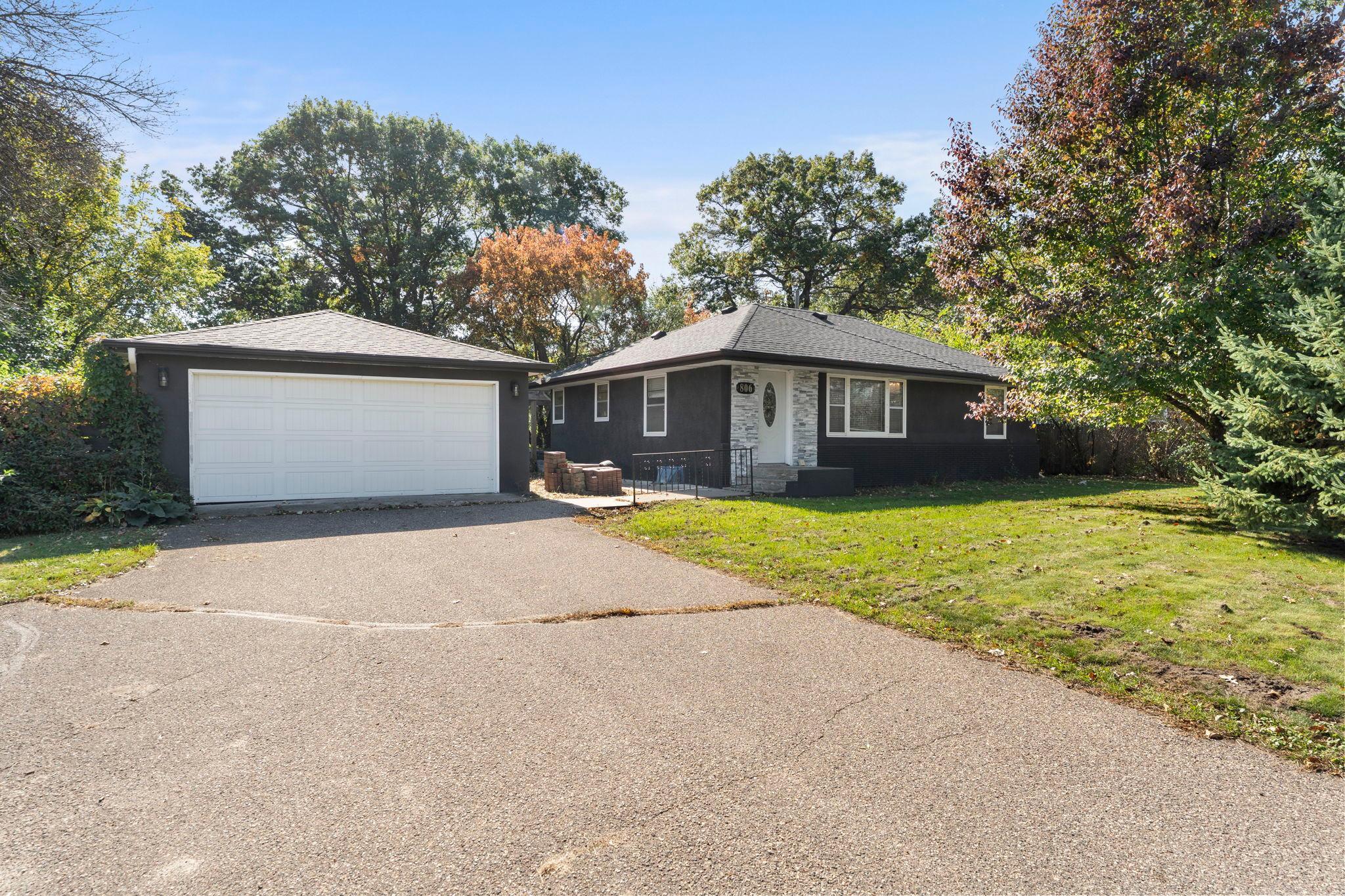 Property photo for 806 89th Avenue NE, Blaine, MN 55434