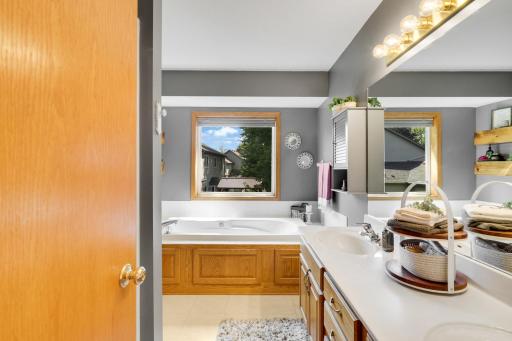 16715 Blind Lake Trail SE, Prior Lake, MN 55372