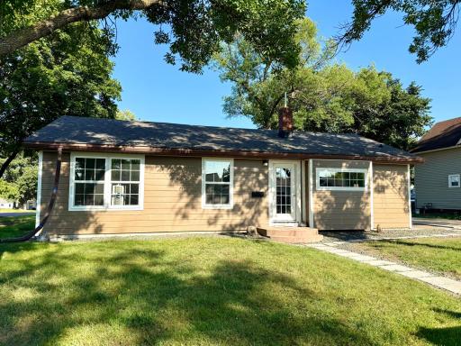 Photo for 131 N Drury Street, Redwood Falls, MN 56283 - listing #7133539 131 N Drury Street, Redwood Falls, MN 56283