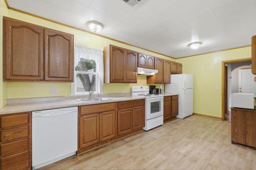 4603 6th Street NE, Columbia Heights, MN 55421