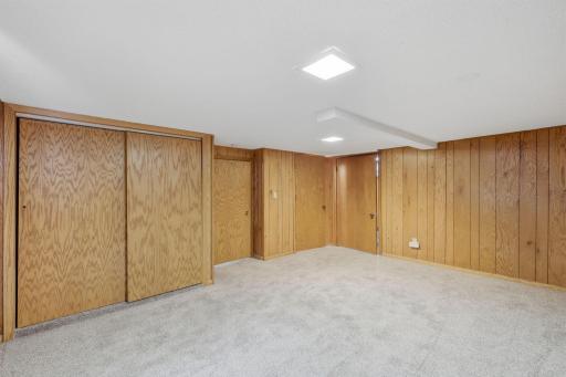 4603 6th Street NE, Columbia Heights, MN 55421