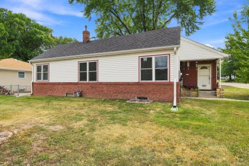 4603 6th Street NE, Columbia Heights, MN 55421